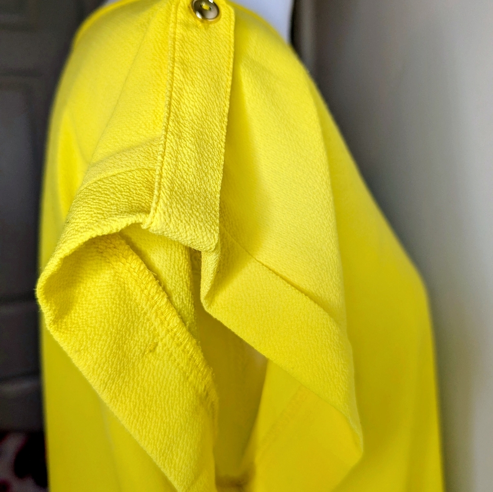 Chocolate Yellow Short Sleeve Blouse Button Back Large - Picture 6 of 8
